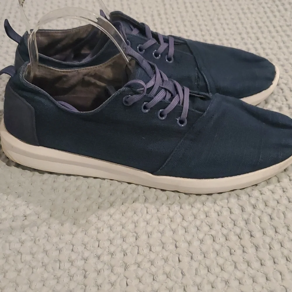 TOMS Navy Blue Sneakers Size 10 1/2 (#7)